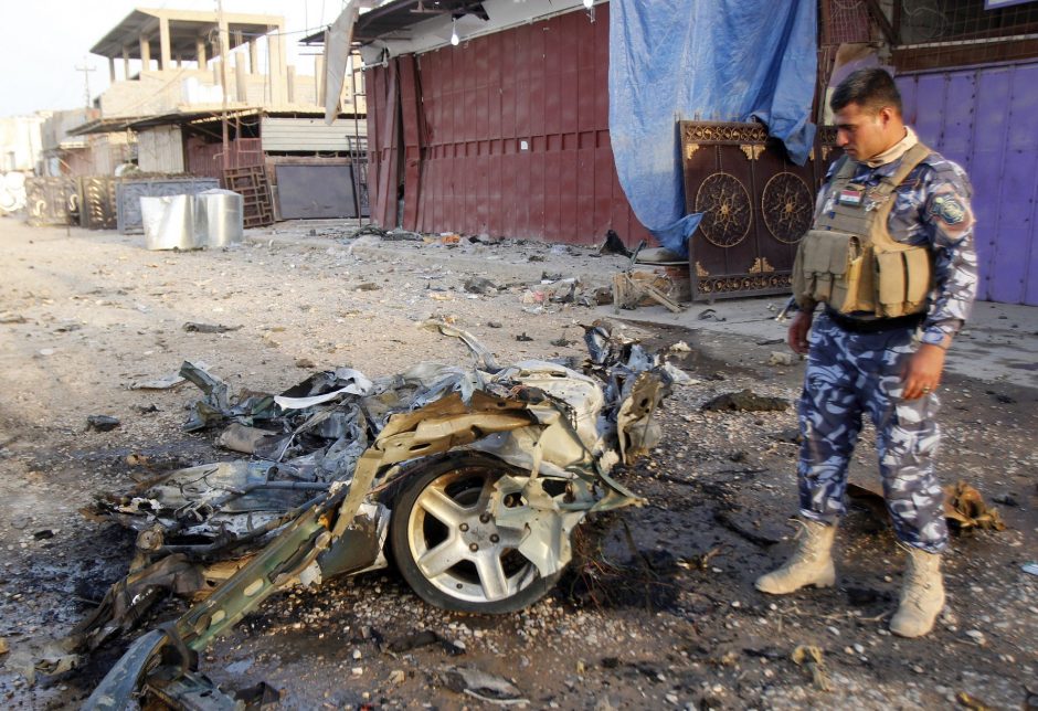 Irake smurto išpuolių aukų padidėjo iki 51
