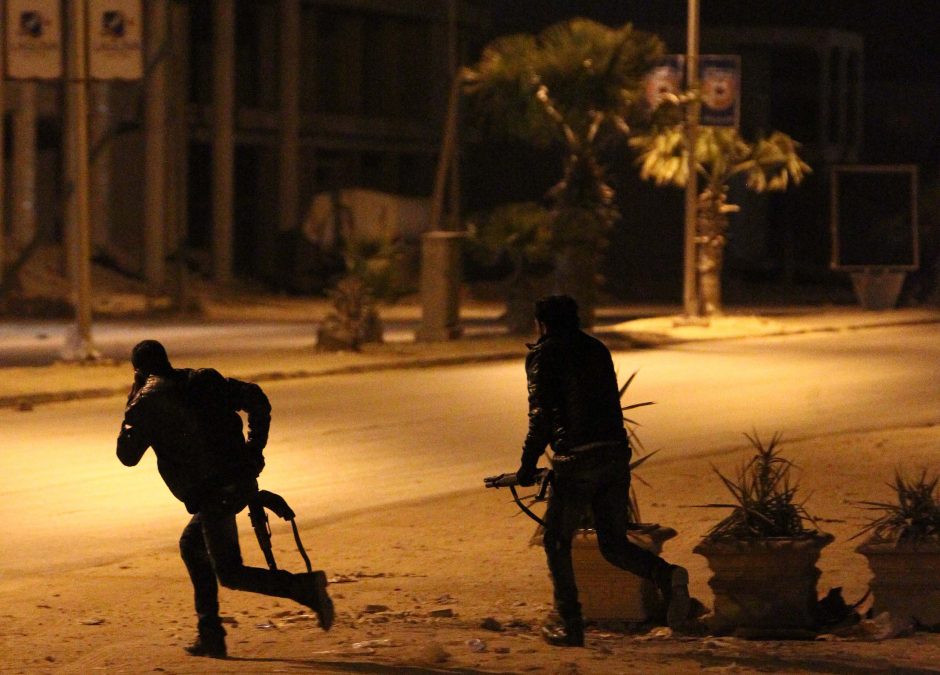 Libijos rytiniame Bengazio mieste verda įnirtingas mūšis