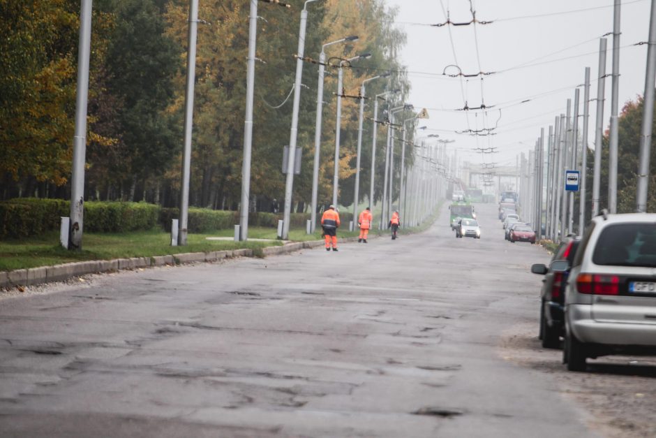 Kauno gatvių tvarkymui nubyrėjo dar beveik 2 mln. litų