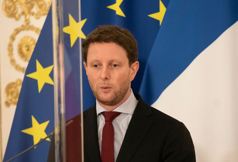 Prancūzija bando apeiti Lenkijos ir Vengrijos bloką dėl ES biudžeto