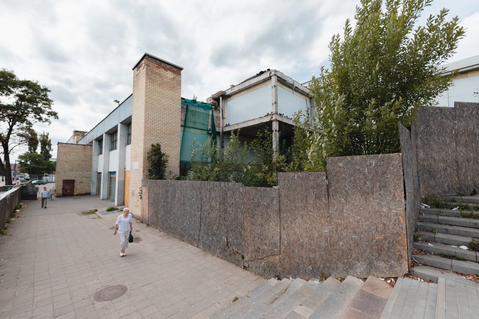 Kalniečiuose užsidarė parduotuvė „Maxima“: nebetenkina pastato vaizdas