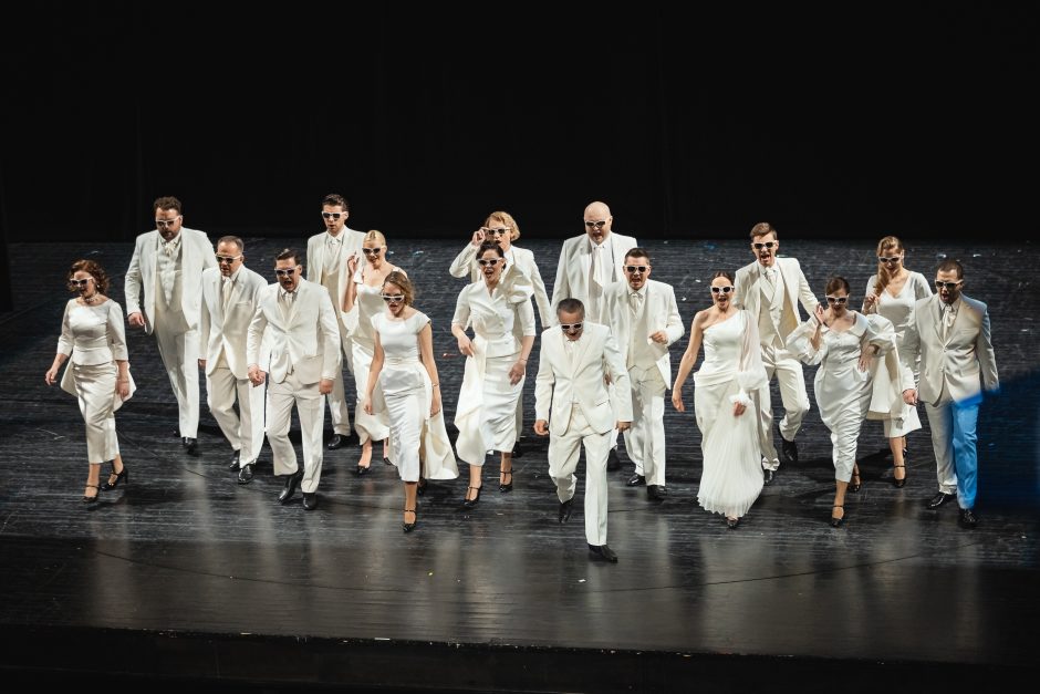 „Auksinių scenos kryžių“ ceremonijoje – spektaklio „Dėdė Vania“ kūrėjų triumfas