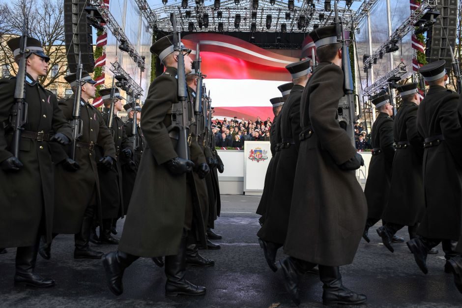 Latvija neprieštarauja, kad į Ukrainą būtų siunčiami Vakarų šalių kariai
