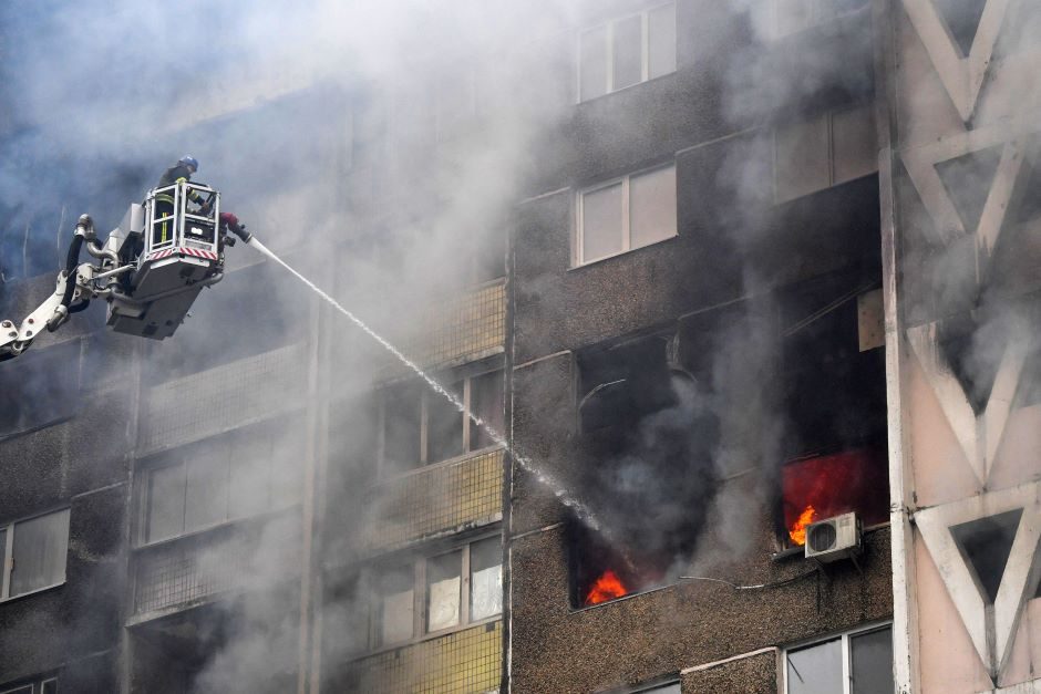 Rusija paleido į Ukrainą 44 raketas ir 20 dronų, Lenkija pakėlė naikintuvus