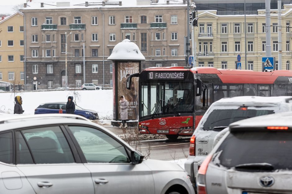 Sostinės viešasis transportas švenčių dienomis važiuos pagal šeštadienio tvarkaraštį