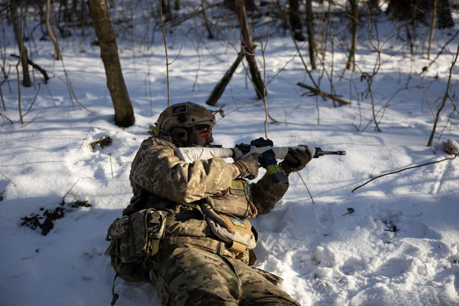 Ukraina įsakė evakuoti civilius iš kaimų netoli šiaurės rytų fronto