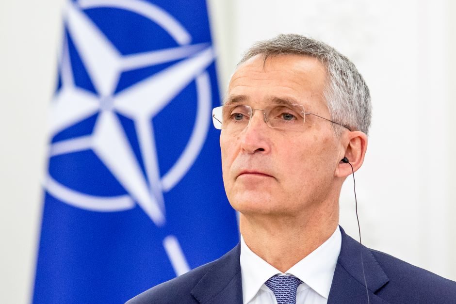 NATO ministrams susitinkant Prahoje, daugėja raginimų leisti Ukrainai smogti Rusijoje