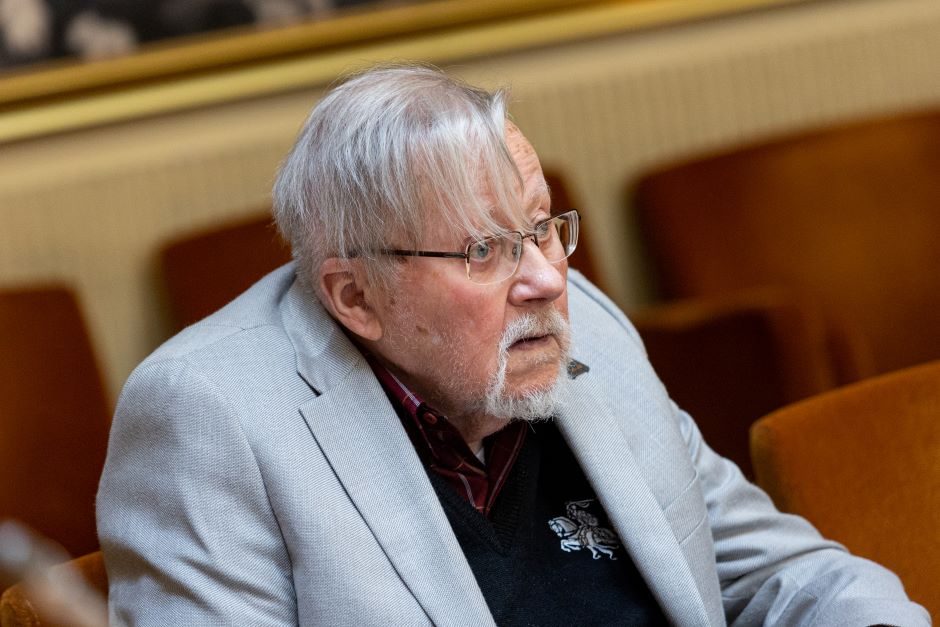 Informaciją apie Rusijos planus keisti jūrų sieną V. Landsbergis vadina zondavimu