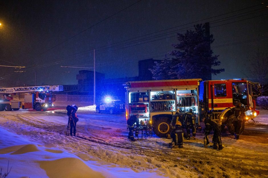 Panevėžyje per gaisrą bute žuvo vyras: įtaria neatsargų rūkymą