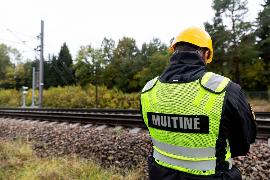 Muitininkai šią savaitę griežčiau tikrins įvežamas sankcionuotas prekes