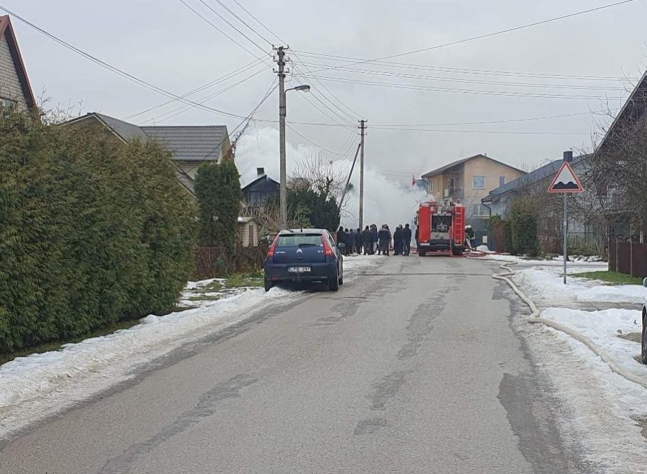 Per Kūčias – tragiškas gaisras Garliavoje: žuvo du žmonės