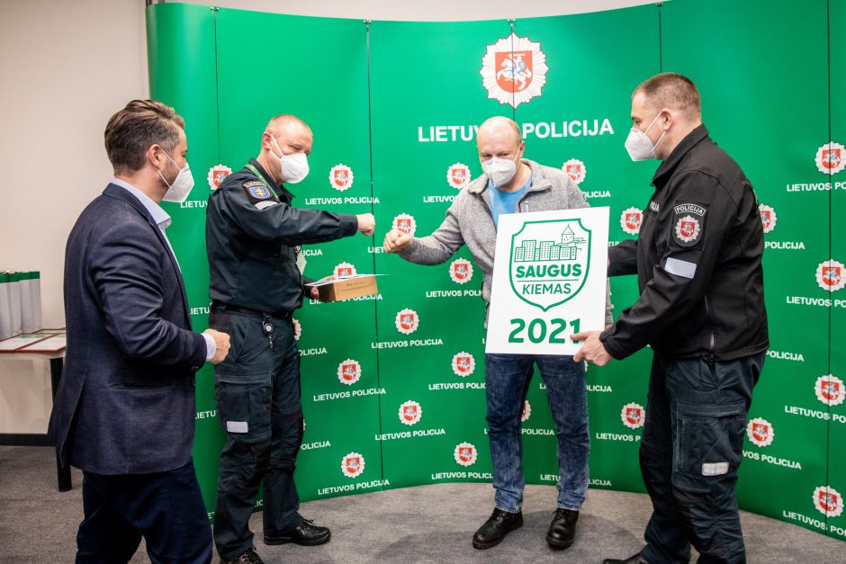 Gyventojų pastangos nenuėjo veltui: paskelbtas saugiausių kiemų dešimtukas 