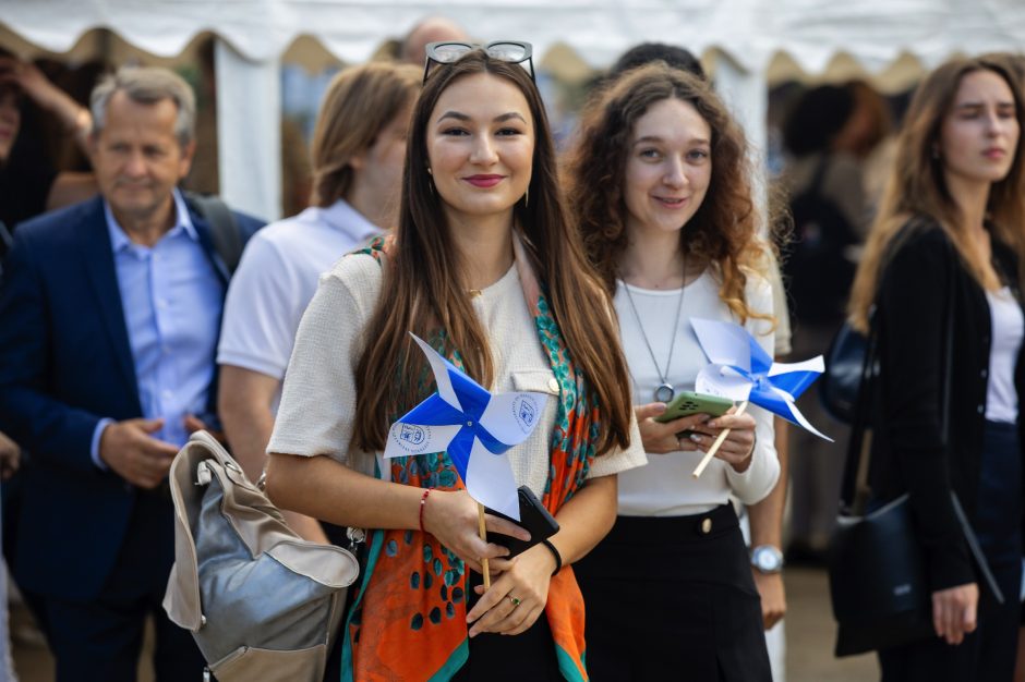 LSMU mokslo metų pradžios šventėje – neribotų galimybių ir bendruomeniškumo dvasia  