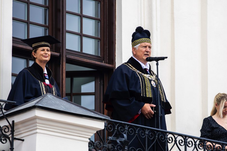 LSMU mokslo metų pradžios šventėje – neribotų galimybių ir bendruomeniškumo dvasia  