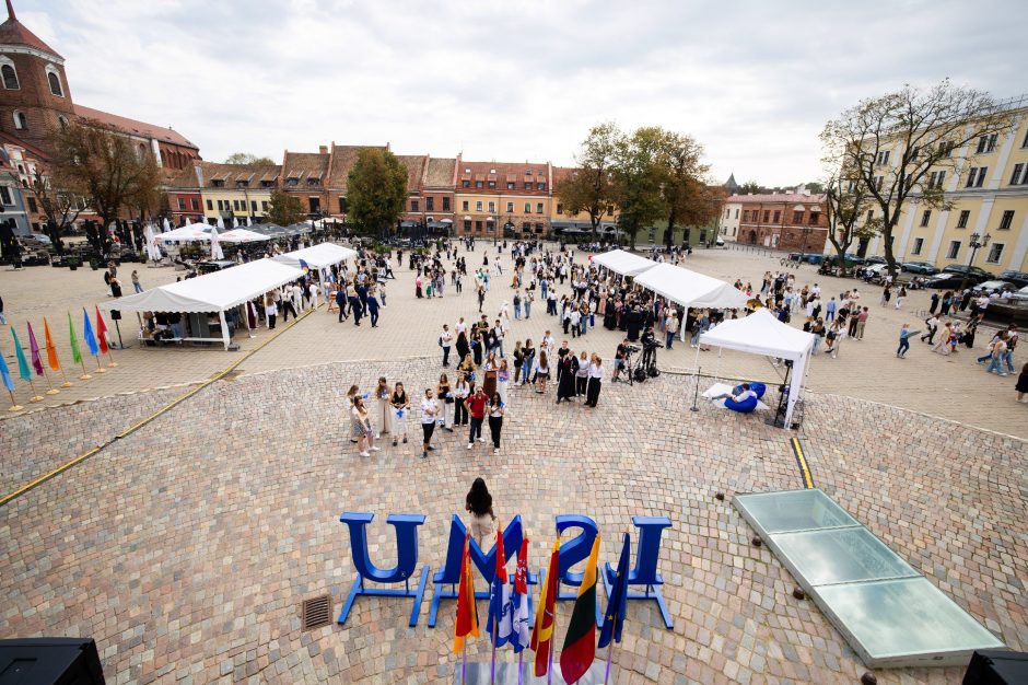 LSMU mokslo metų pradžios šventėje – neribotų galimybių ir bendruomeniškumo dvasia  