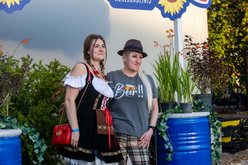 Praūžė „Volfas Engelman Oktoberfestas“: šventinis ritualas, bavariškos tradicijos ir princo vizitas