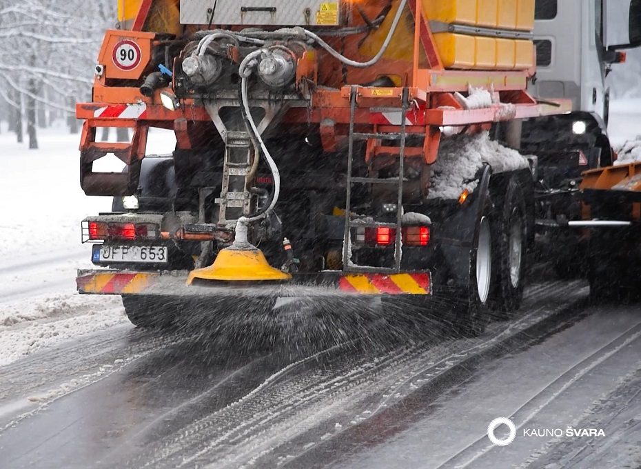 „Kauno švara“ pradėjo žiemos sezono darbus