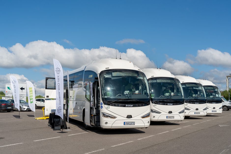 Autobuse – ir liftas, ir garsinė sistema