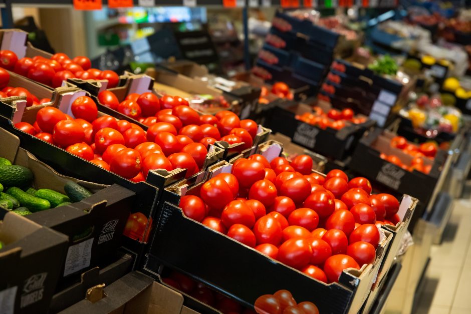 Vaisiai ir daržovės „Lidl“ parduotuvių lentynose – trumpiau nei per parą 