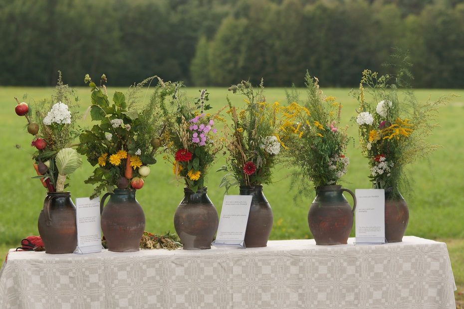 Lietuvos liaudies buities muziejuje – tradicija tapęs Žolinių šventadienis 