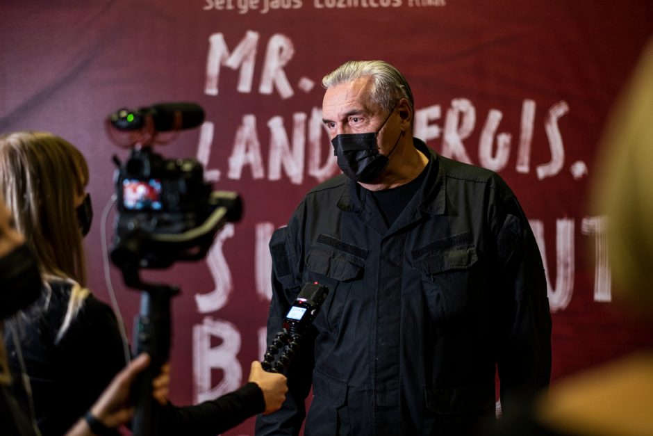 Įvyko filmo „Mr. Landsbergis. Sugriauti blogio imperiją“ premjera: atvyko ir I. Šimonytė