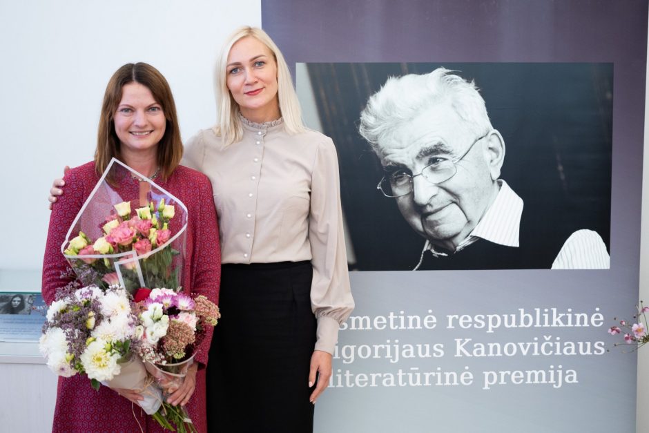 Jonavoje įteikta kasmetinė G. Kanovičiaus literatūrinė premija