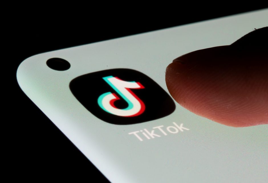 Nyderlandai skyrė 750 tūkst. eurų baudą „TikTok“ dėl privatumo apsaugos pažeidimų