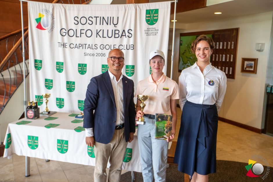 Lietuvos golfo čempionais pirmą kartą tapo D. Momkus ir A. Skolskytė