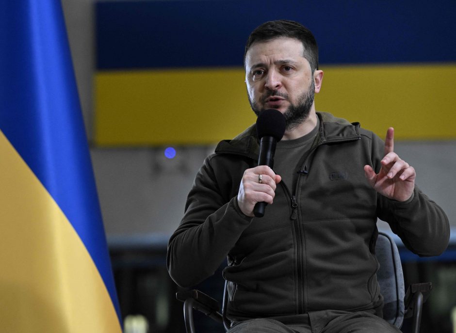 V. Zelenskis: Rytų Ukrainoje kasdien galimai žūsta po 50–100 ukrainiečių