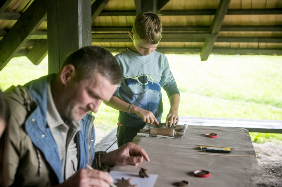 Užlietų kaimų atminimo šventės lietui paskandinti nepavyko