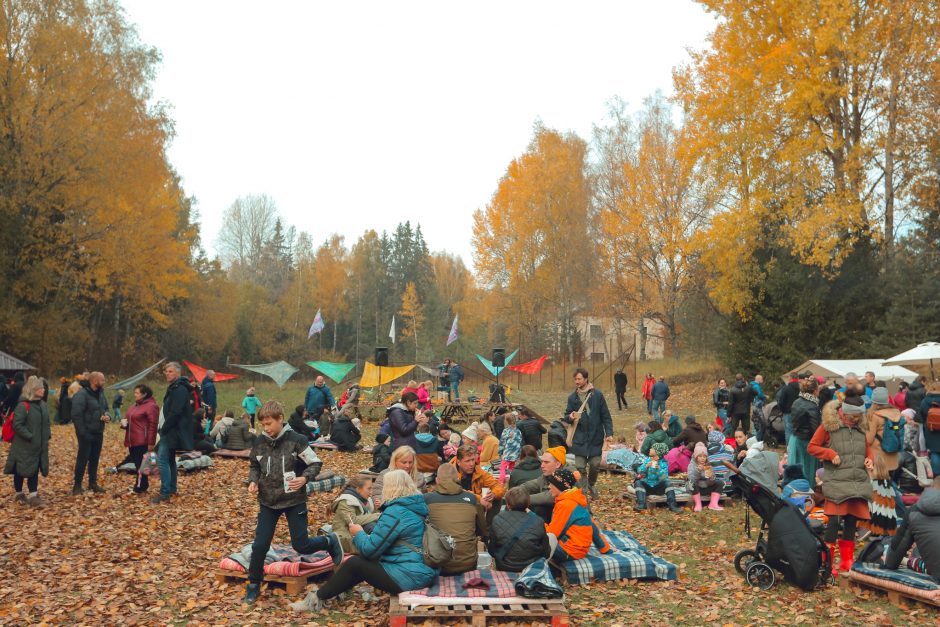 „Miško burtai“ į Žemaitijos mišką pritraukė rekordinį dalyvių skaičių