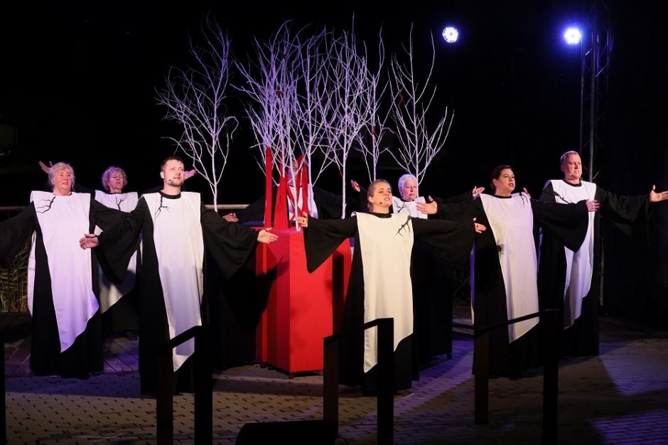 Išdalyti mėgėjų teatrų apdovanojimai „Tegyvuoja teatras“