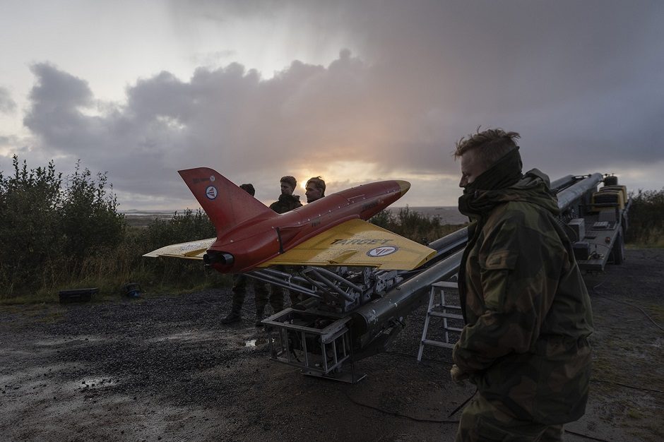 Lietuvos kariai Norvegijoje atliko pirmuosius kovinius šaudymus su NASAMS sistema