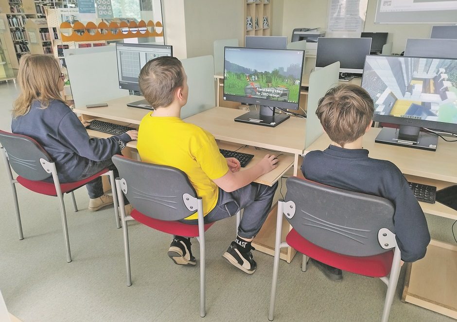 „Minecraft“: fantastinės knygos [at]gimsta pakaunėje