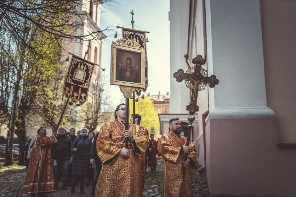 Tūkstančiai stačiatikių  išreiškė savo požiūrį į bandymus suskaldyti bažnyčią