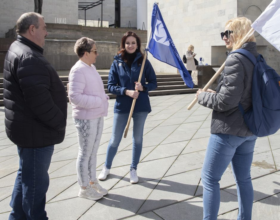 Profesinių sąjungų eisena Kaune: reikalavo poilsio ir didesnės algos