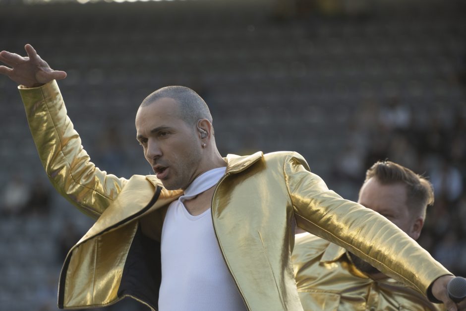 Kauno S. Dariaus ir S. Girėno stadione įvyko Lietuvos ir FIFA futbolo legendų rungtynės
