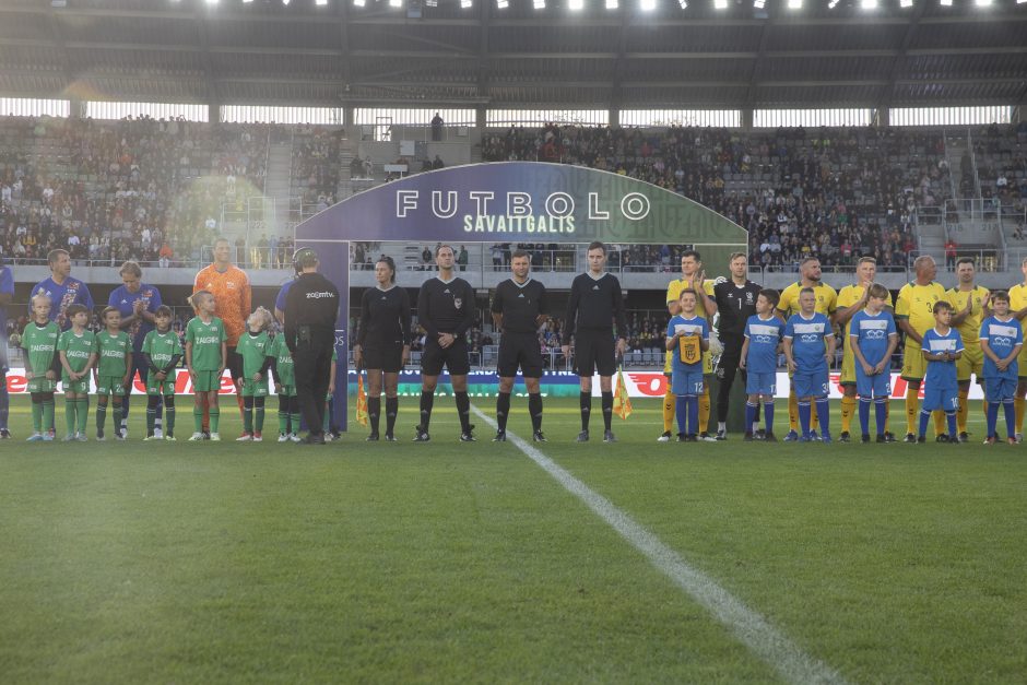 Kauno S. Dariaus ir S. Girėno stadione įvyko Lietuvos ir FIFA futbolo legendų rungtynės