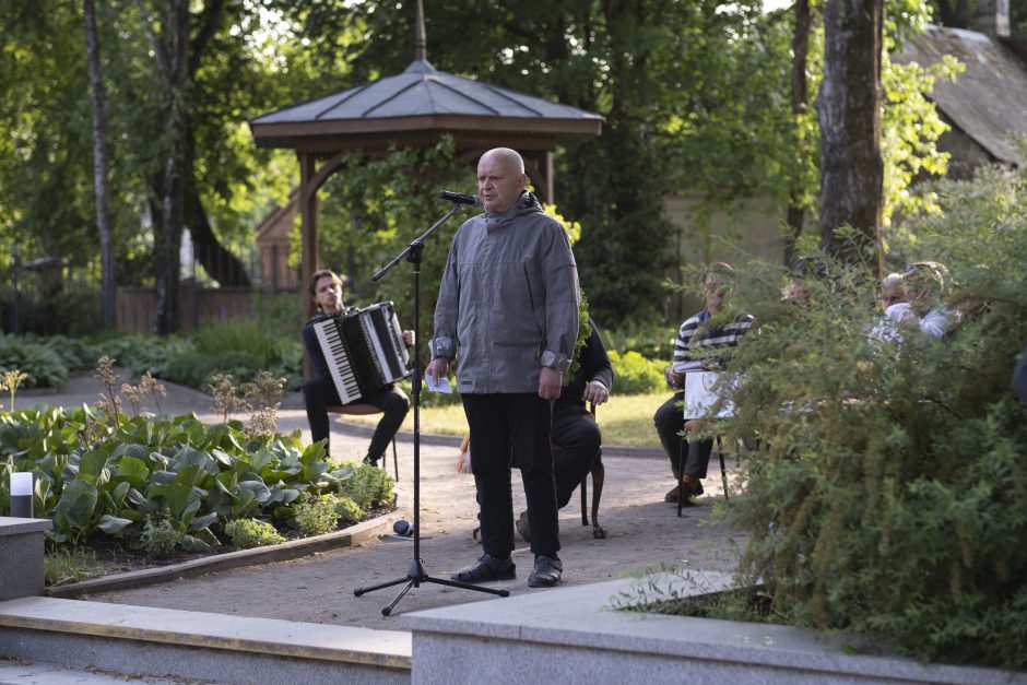 Kaune vainikuotas „Poezijos pavasario“ laureatas
