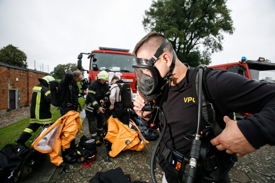 Kitąmet daugiau pinigų gaus policija, ugniagesiai, pasieniečiai, VSD ir STT lėšos mažėja