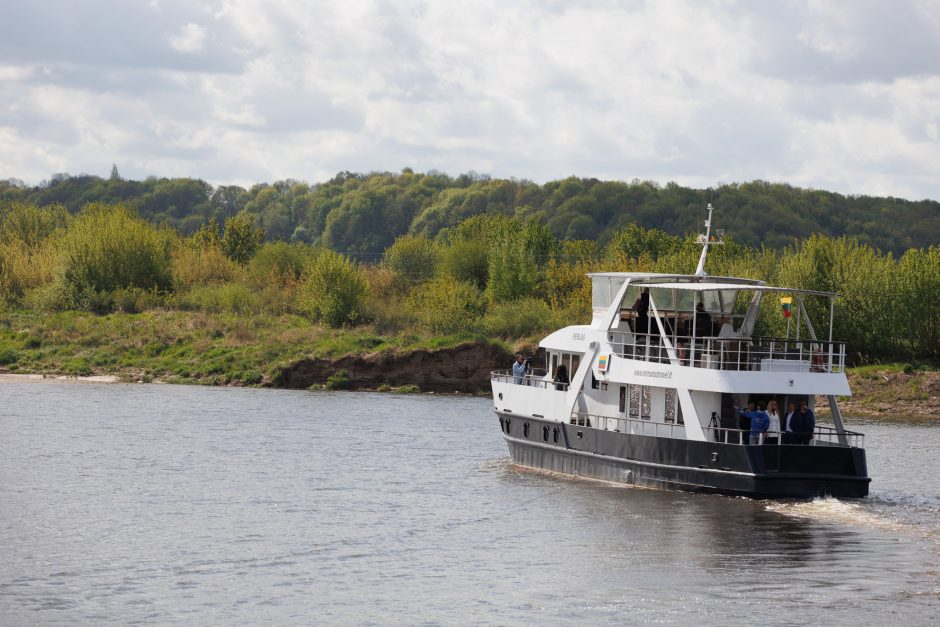 Skelbiama navigacijos vidaus vandenimis pradžia