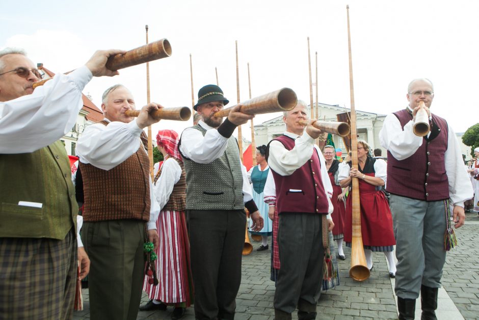 Į sostinę kviečia tarptautinis folkloro festivalis „Skamba skamba kankliai“