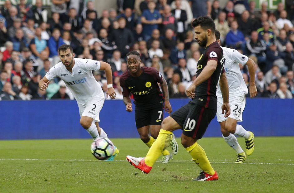 Anglijos futbolo čempionato turas prasidėjo „Manchester City“ pergale