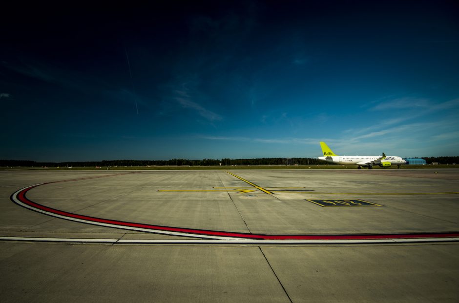 „airBaltic“ pradeda skrydžius į Abu Dabį