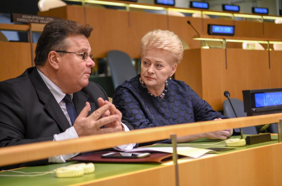 D. Grybauskaitė: globalizacija turi tamsiąją pusę, bet jos atmesti negalima