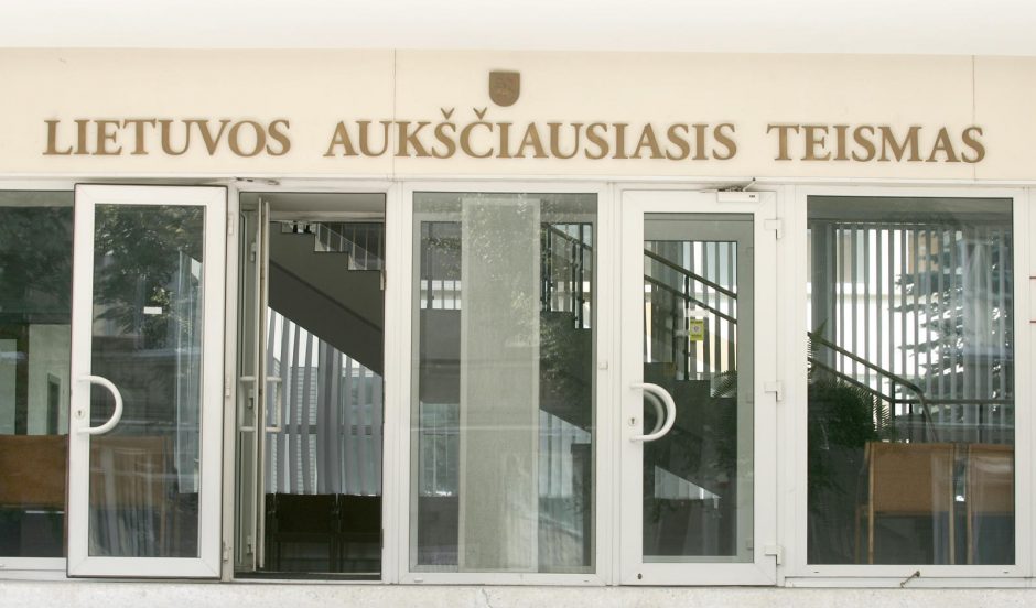 Aukščiausiasis Teismas atsiprašo žmonių už prarastą pasitikėjimą teisingumu