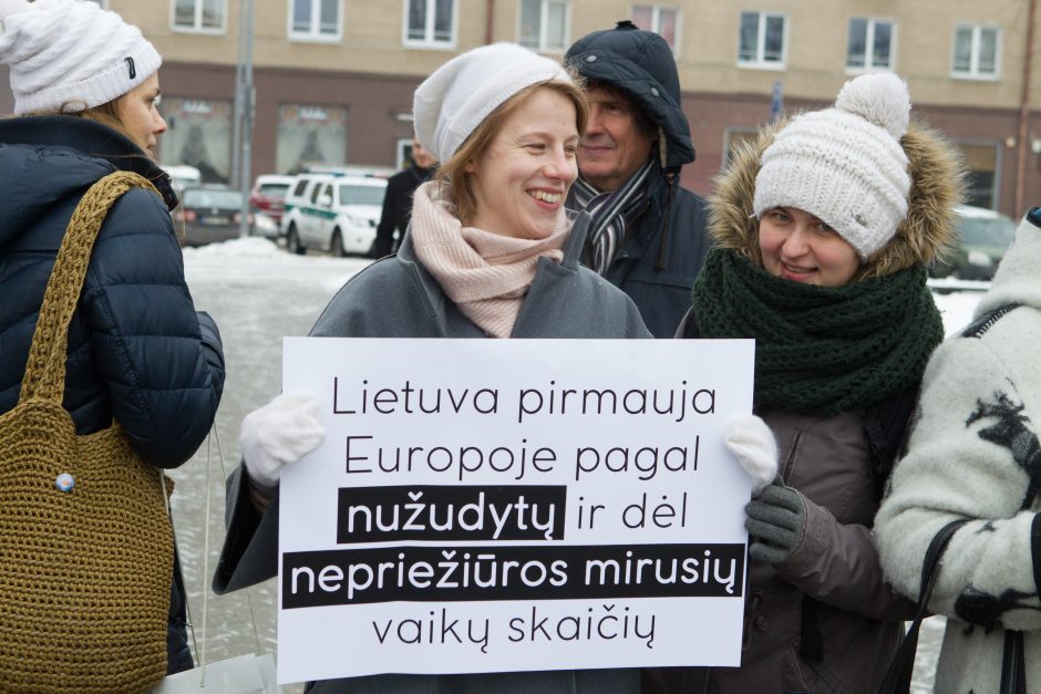 Du trečdaliai Lietuvos gyventojų pritaria fizinių bausmių draudimui