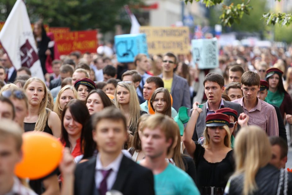 Mokslo metus aukštosiose mokyklose pradeda pirmakursiai