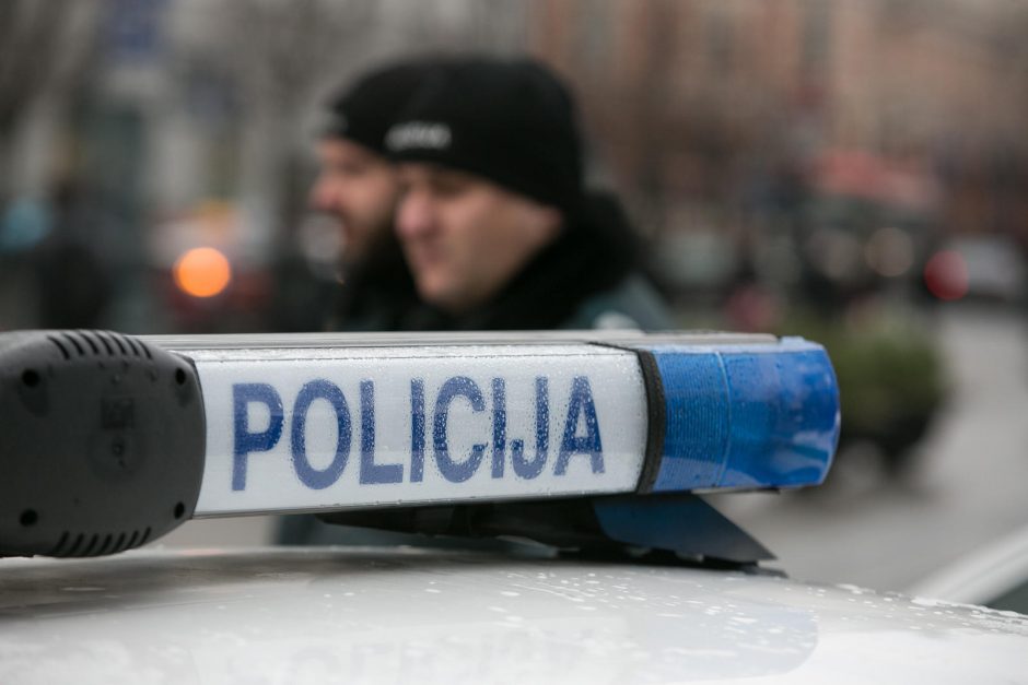 Vilniuje neblaivus policininkas padarė avariją