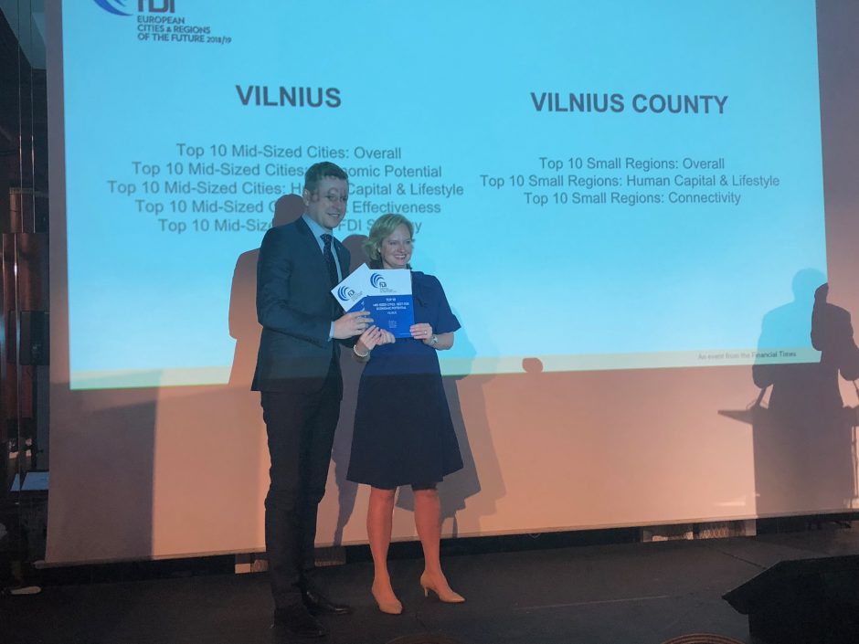 Vilniaus triumfas Kanuose: atsiėmė apdovanojimą kaip ateities miestas